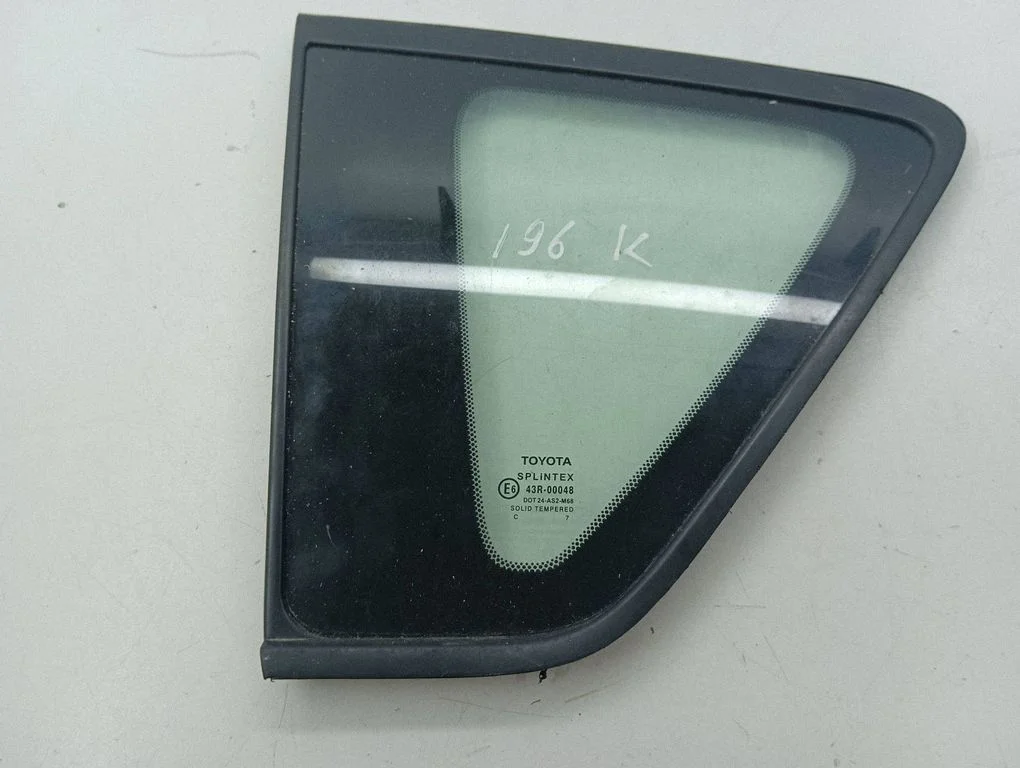 Rear side window 43R00048