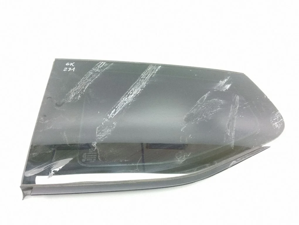Rear side window