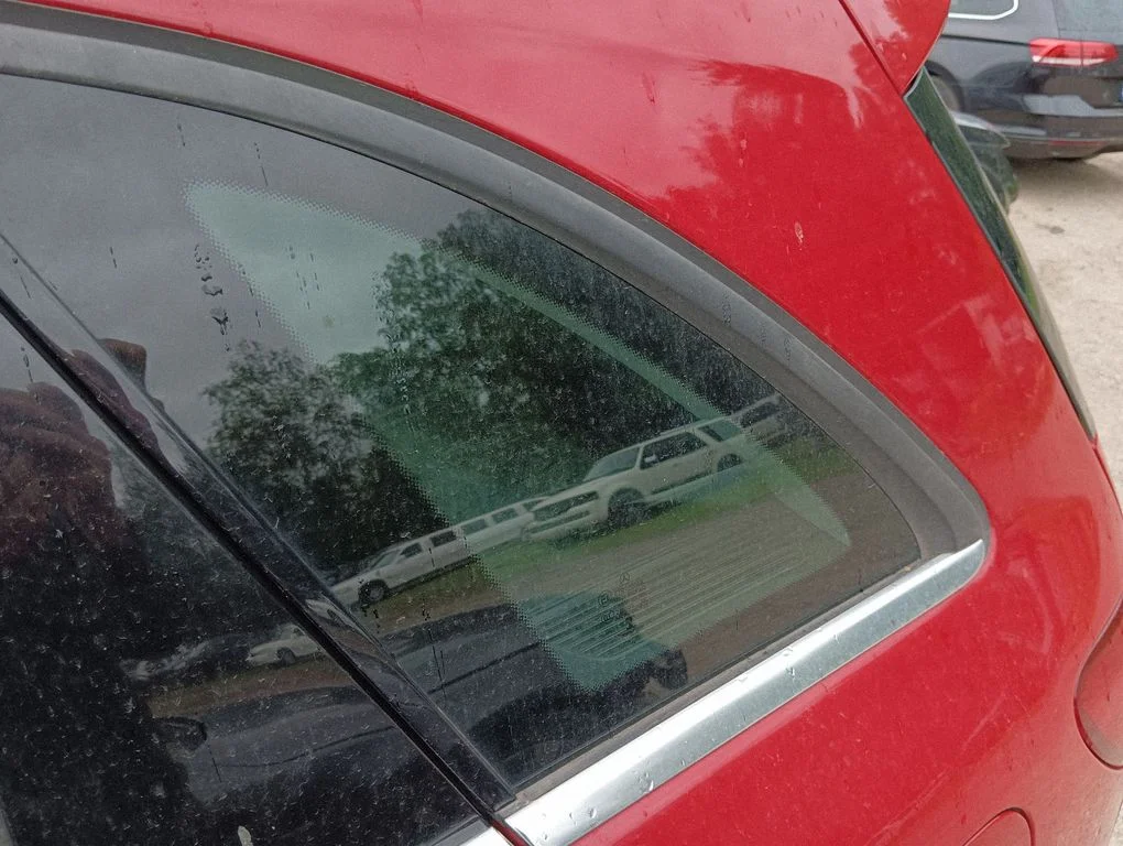Rear side window A2466708300