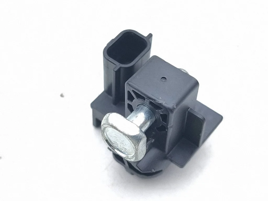 Turvapadja löögiandur 988337713R