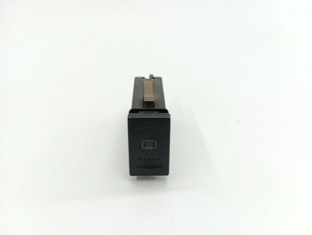 Klaasisoojenduse lüliti 3B0959621E