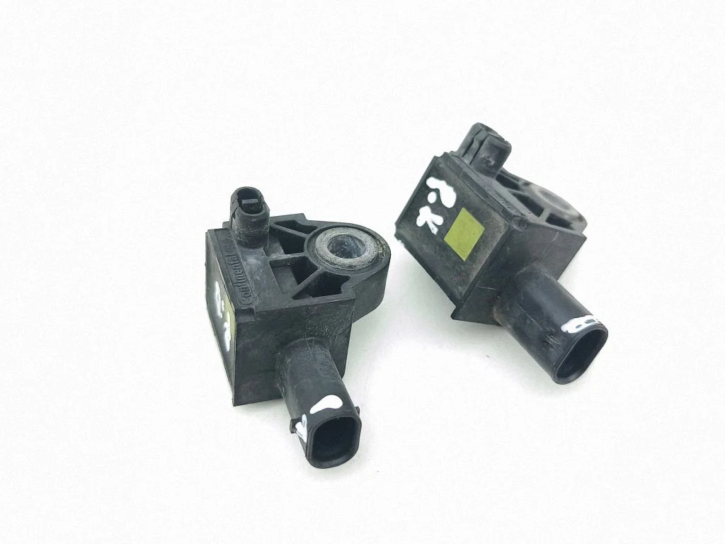 Airbag deployment crash/impact sensor 9196043