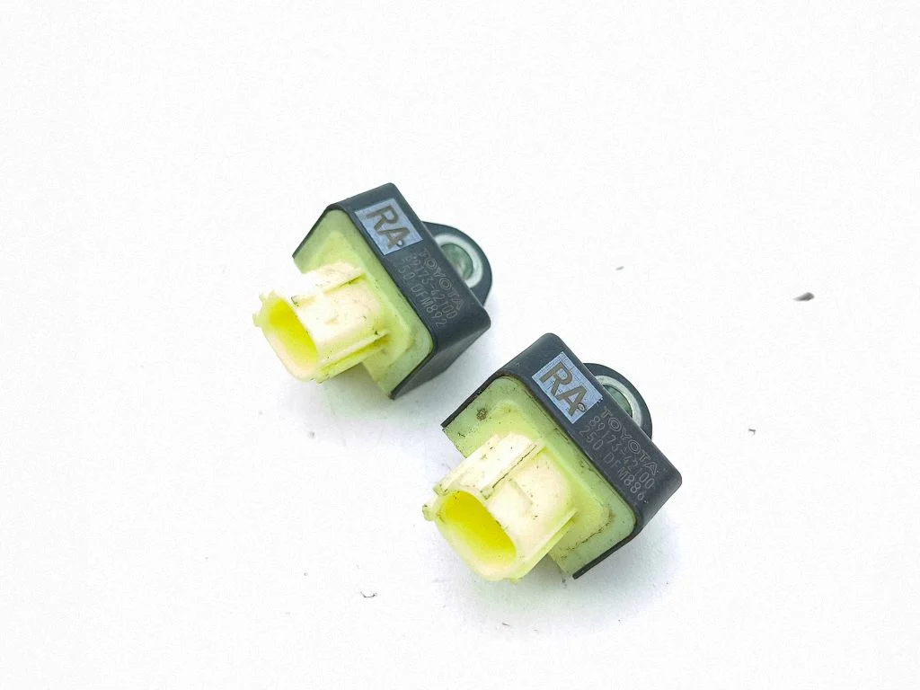 Airbag deployment crash/impact sensor – Toyota RAV 4 (XA50) (2018-)
