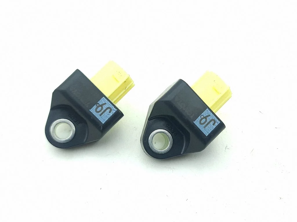Airbag deployment crash/impact sensor – Lexus UX (2018-)