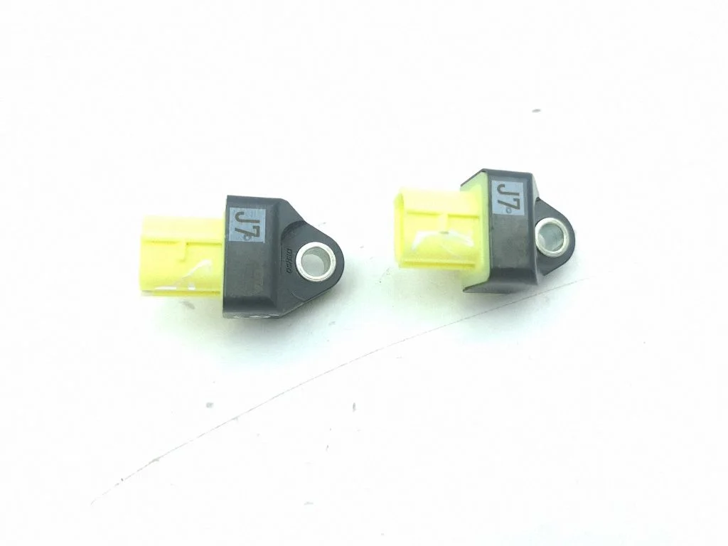 Airbag deployment crash/impact sensor – Toyota RAV 4 (XA50) (2018-)