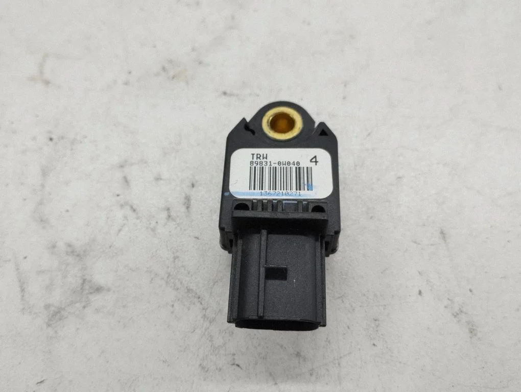 Airbag deployment crash/impact sensor – Toyota Corolla Verso AR10 (2004-2009)