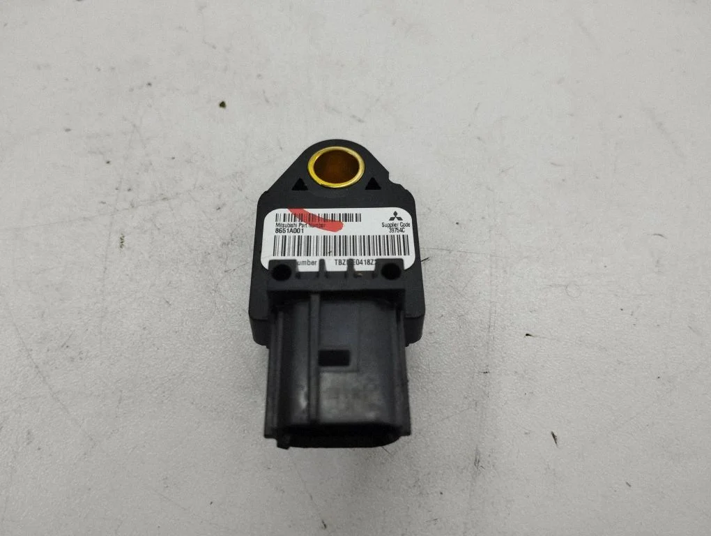 Airbag deployment crash/impact sensor 8651A001