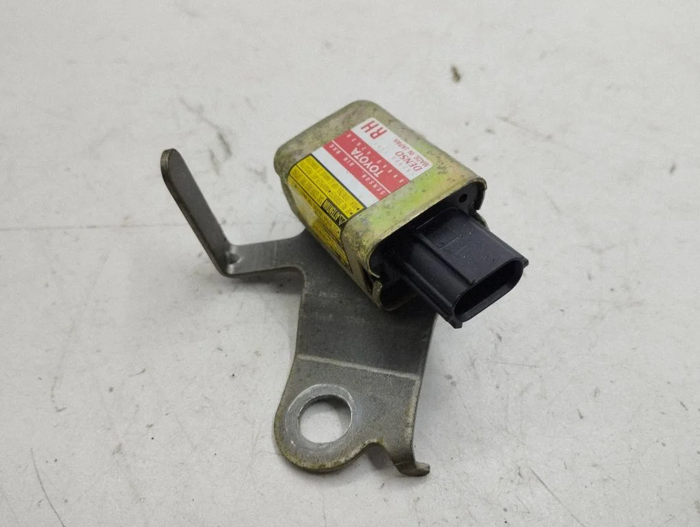 Drošības spilvenu trieciena sensors 8986042020