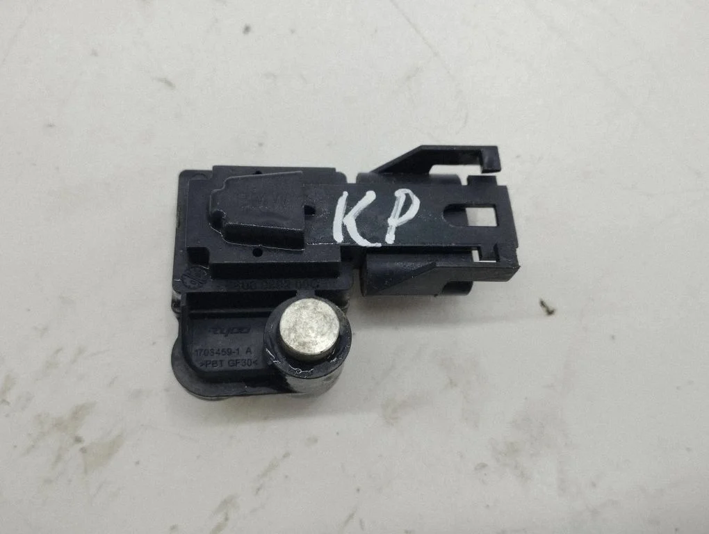 Airbag deployment crash/impact sensor 608999200C