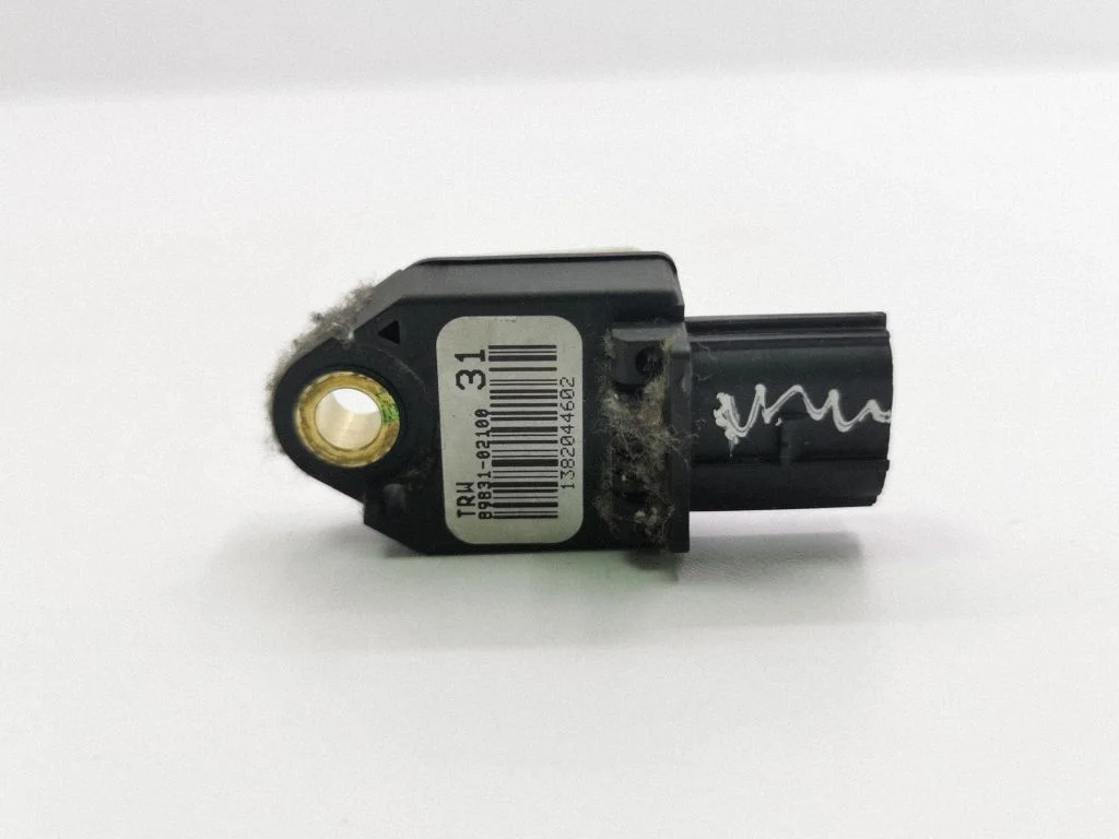 Drošības spilvenu trieciena sensors 8983102100