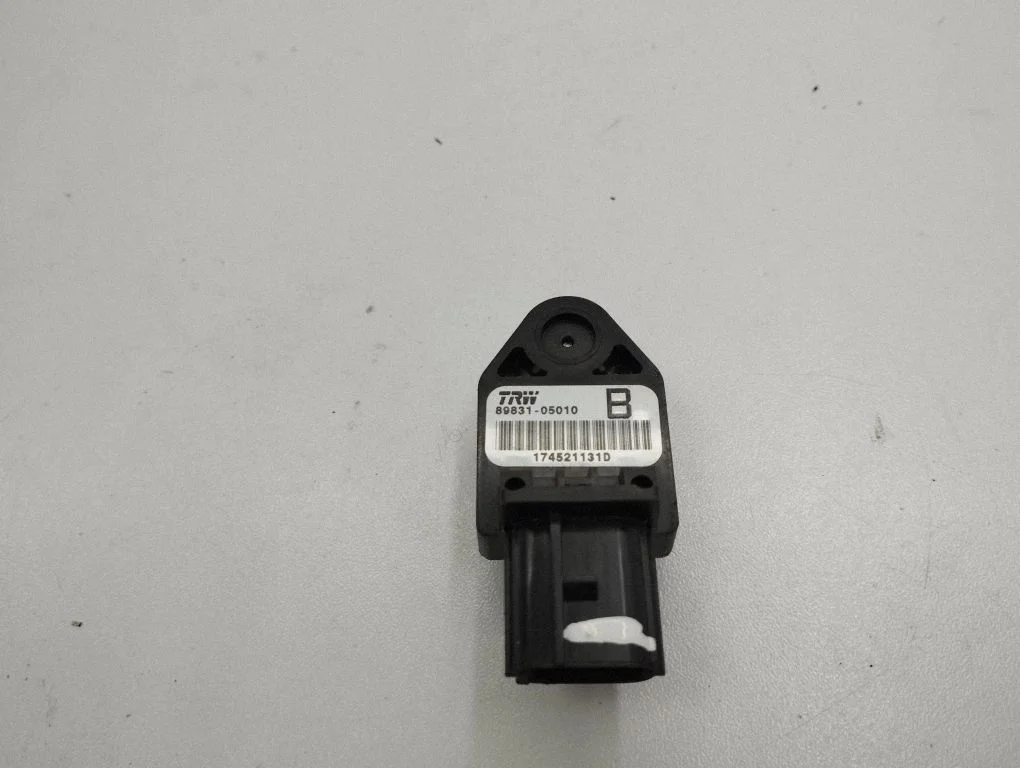 Airbag deployment crash/impact sensor 8983105010