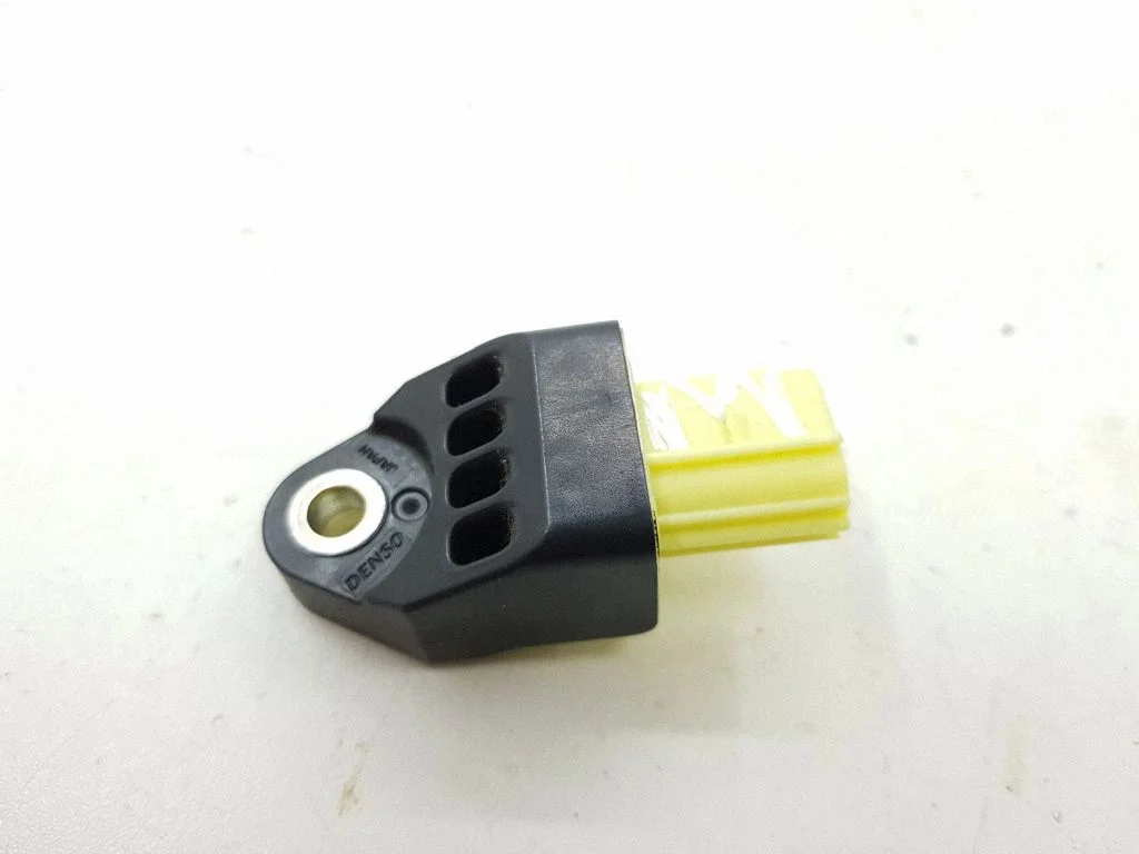 Airbag deployment crash/impact sensor 8983142010