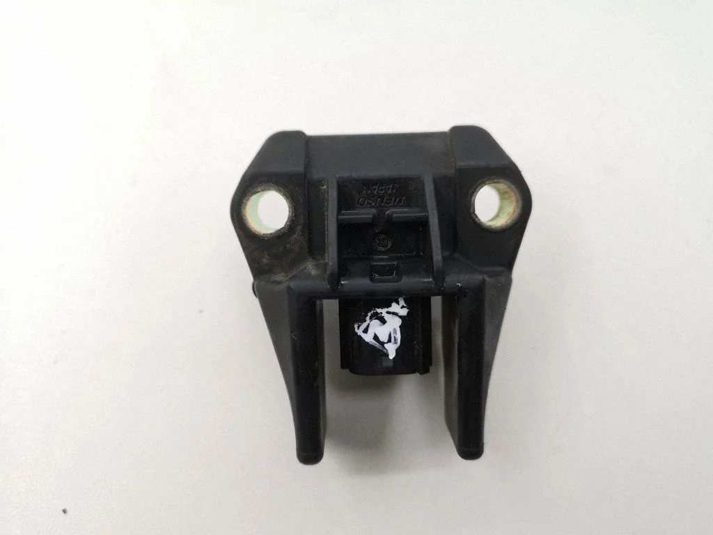 Drošības spilvenu trieciena sensors 8917345050