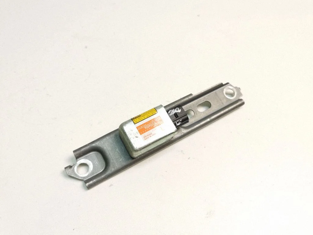 Airbag deployment crash/impact sensor 8983048020