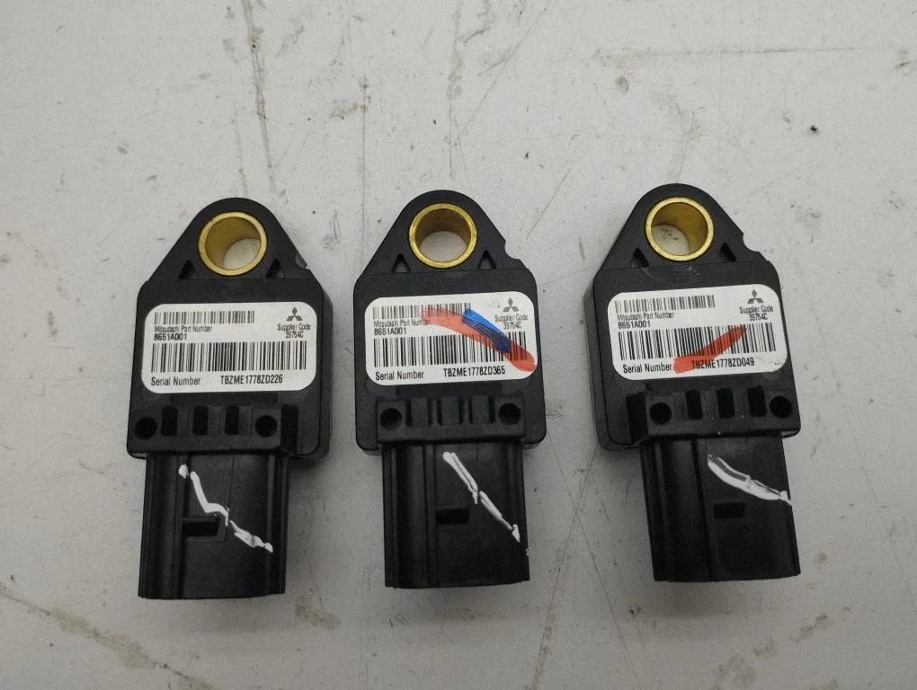Airbag deployment crash/impact sensor 8651A001