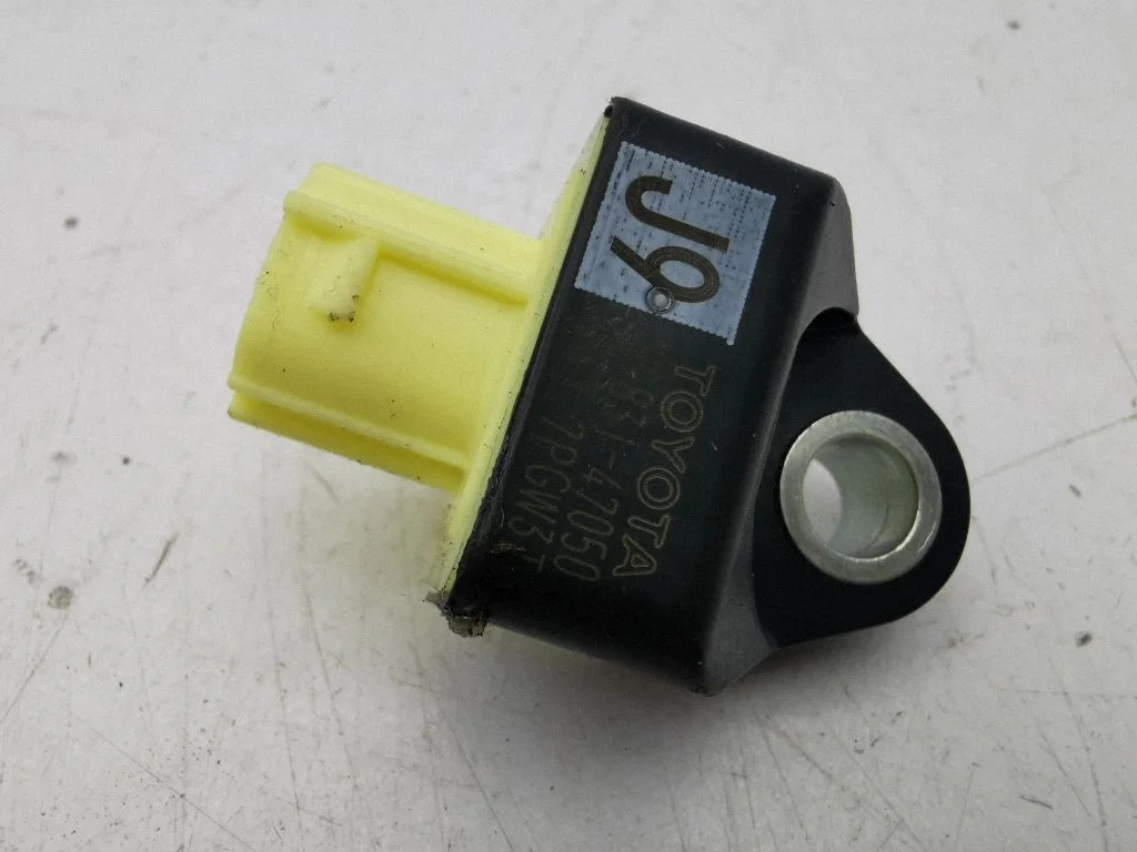 Airbag deployment crash/impact sensor – Toyota RAV 4 (XA50) (2018-)
