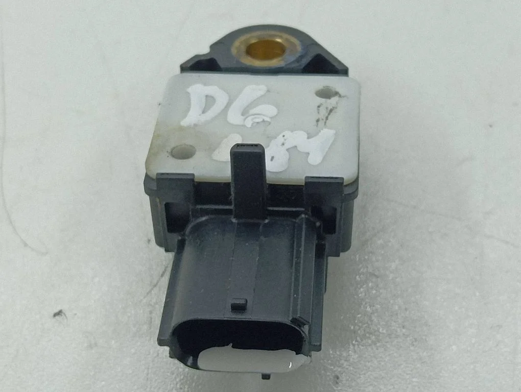 Drošības spilvenu trieciena sensors 8983405020