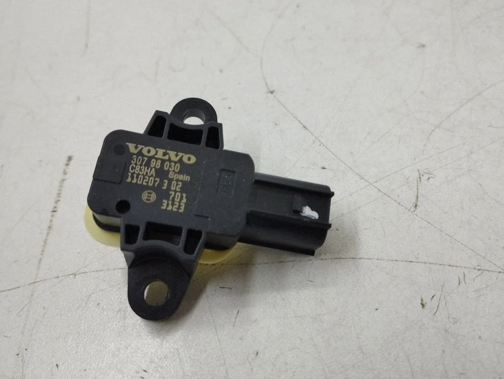 Drošības spilvenu trieciena sensors – Volvo S60 (2011-2013)