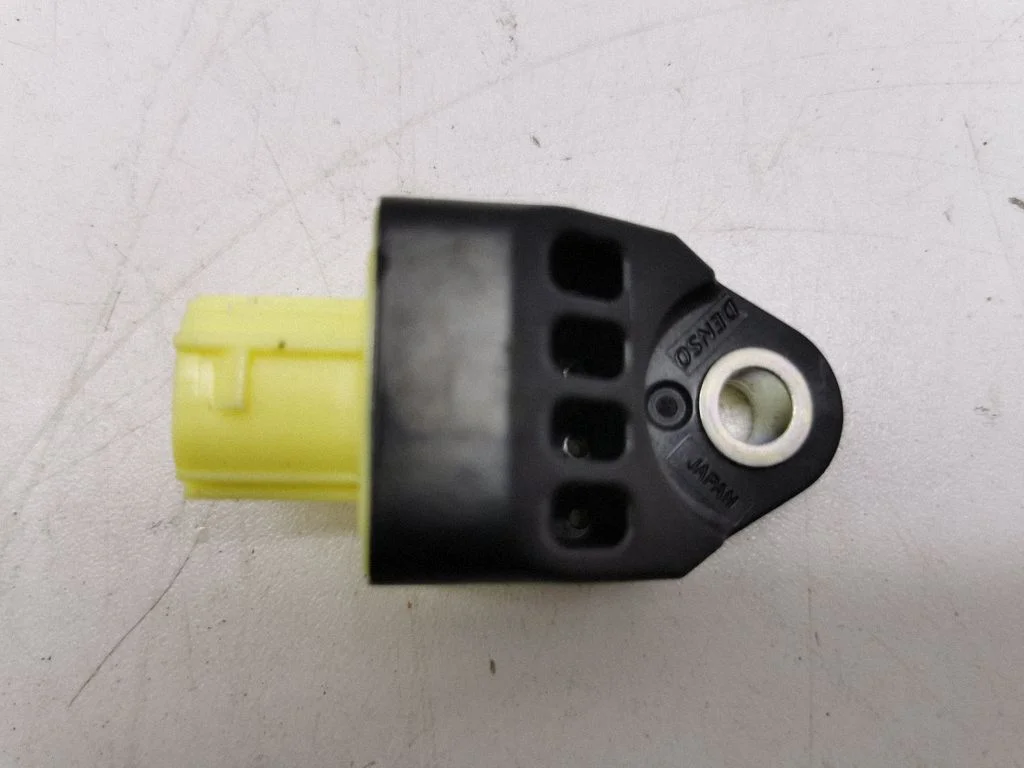 Airbag deployment crash/impact sensor 8983133050