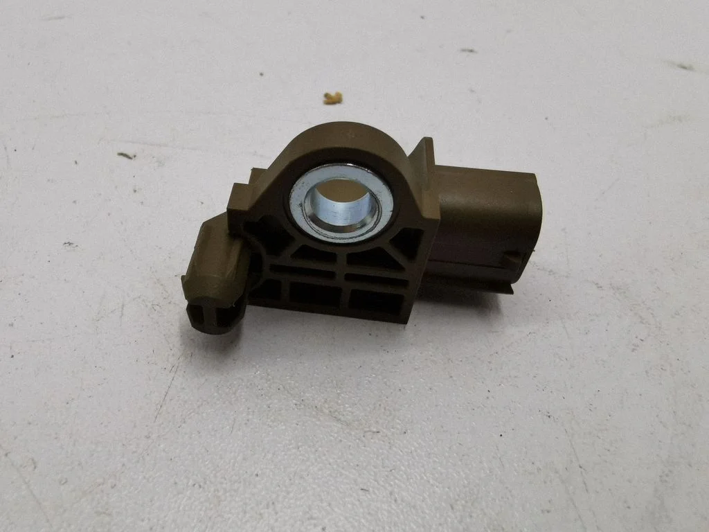 Drošības spilvenu trieciena sensors