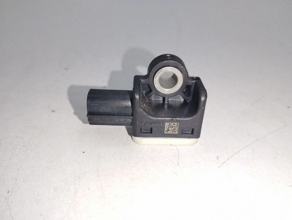 Airbag deployment crash/impact sensor 8V4T14B00AA