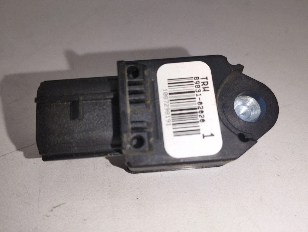 Airbag deployment crash/impact sensor 8983102020