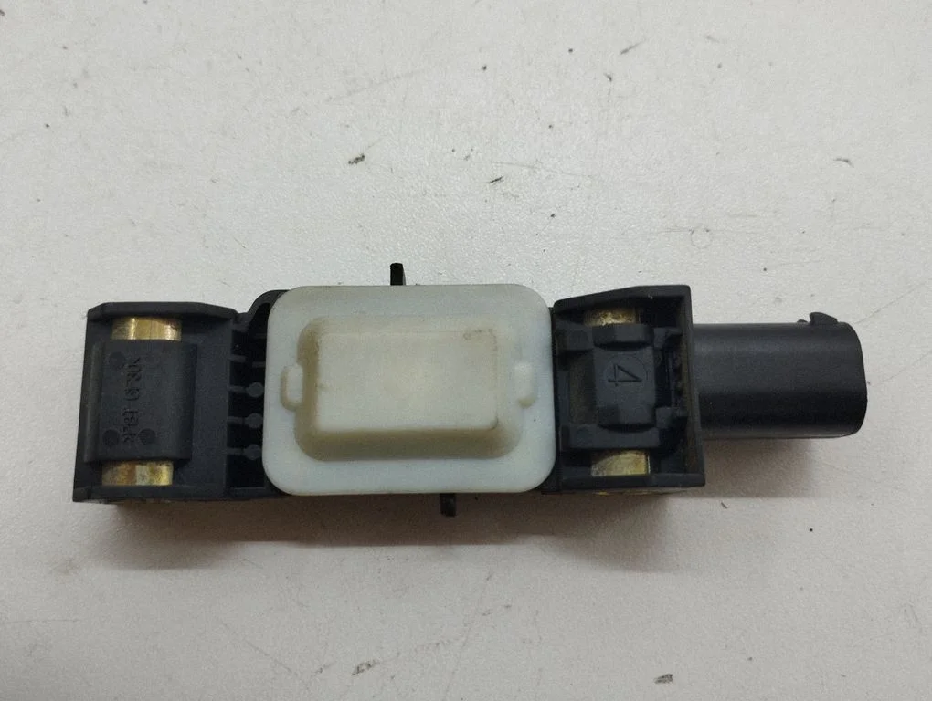 Drošības spilvenu trieciena sensors 4871301951