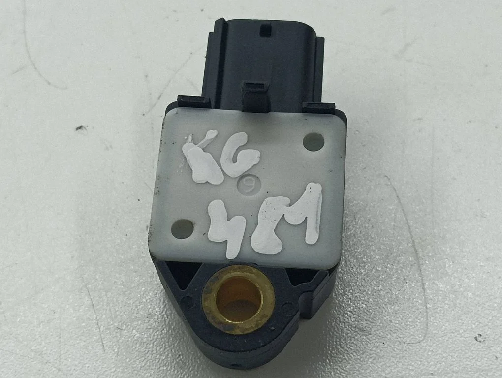Drošības spilvenu trieciena sensors 8983305020