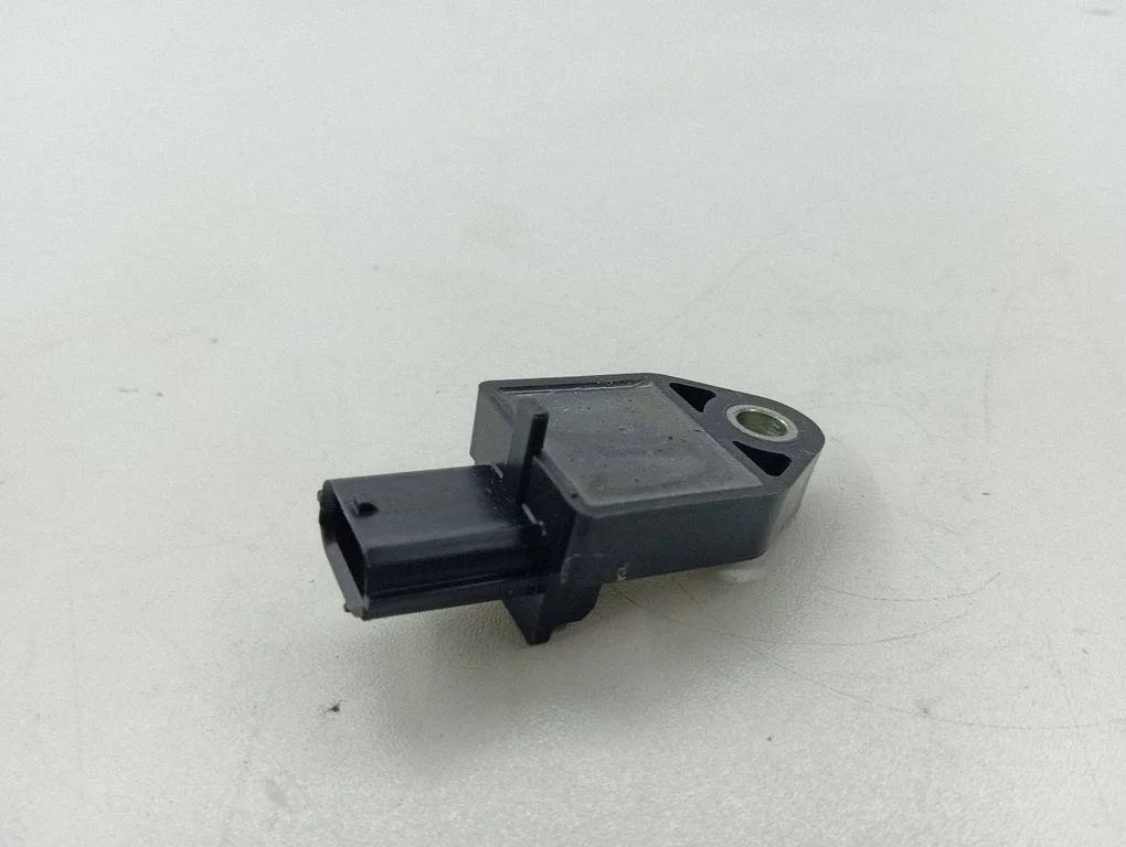 Airbag deployment crash/impact sensor 898310W010