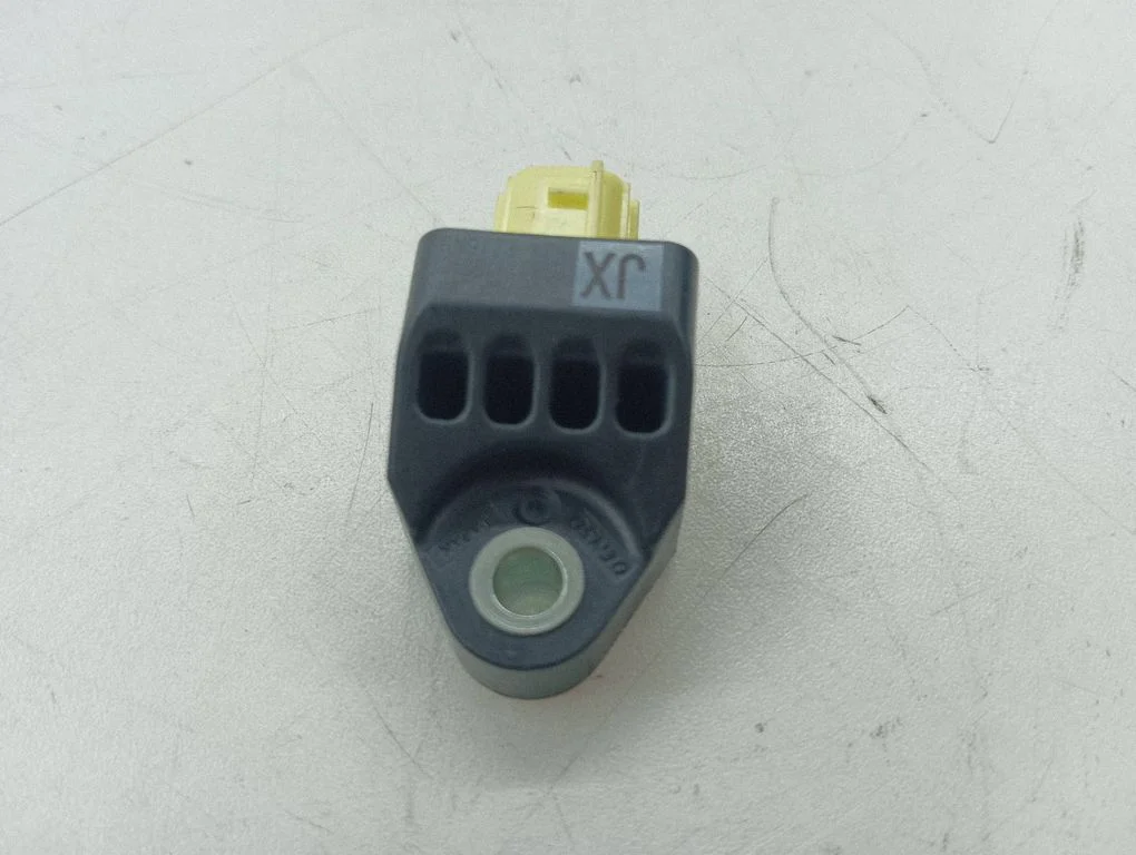 Drošības spilvenu trieciena sensors 8983178010