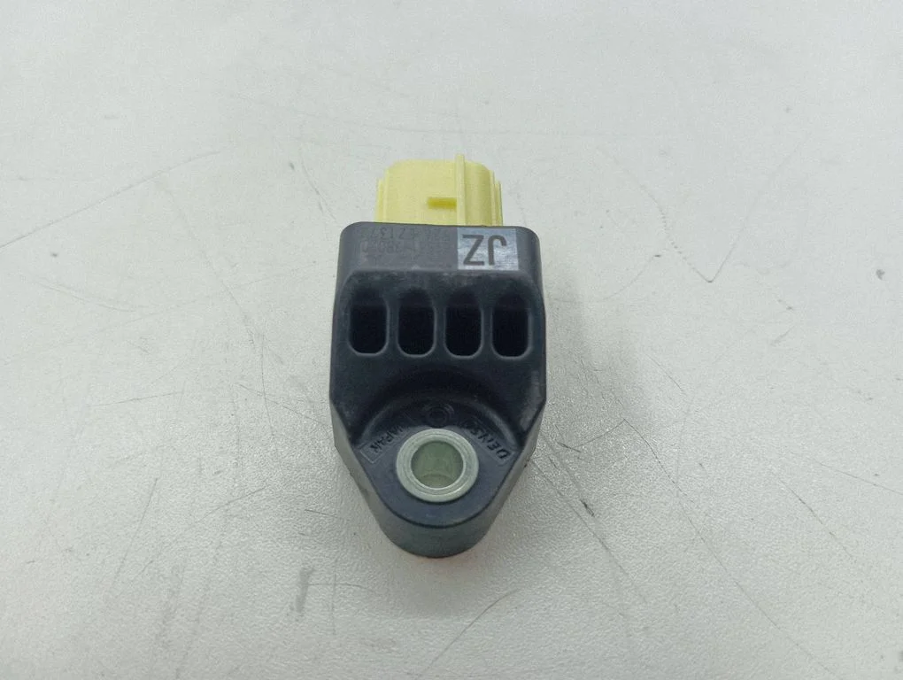 Drošības spilvenu trieciena sensors 8983178020