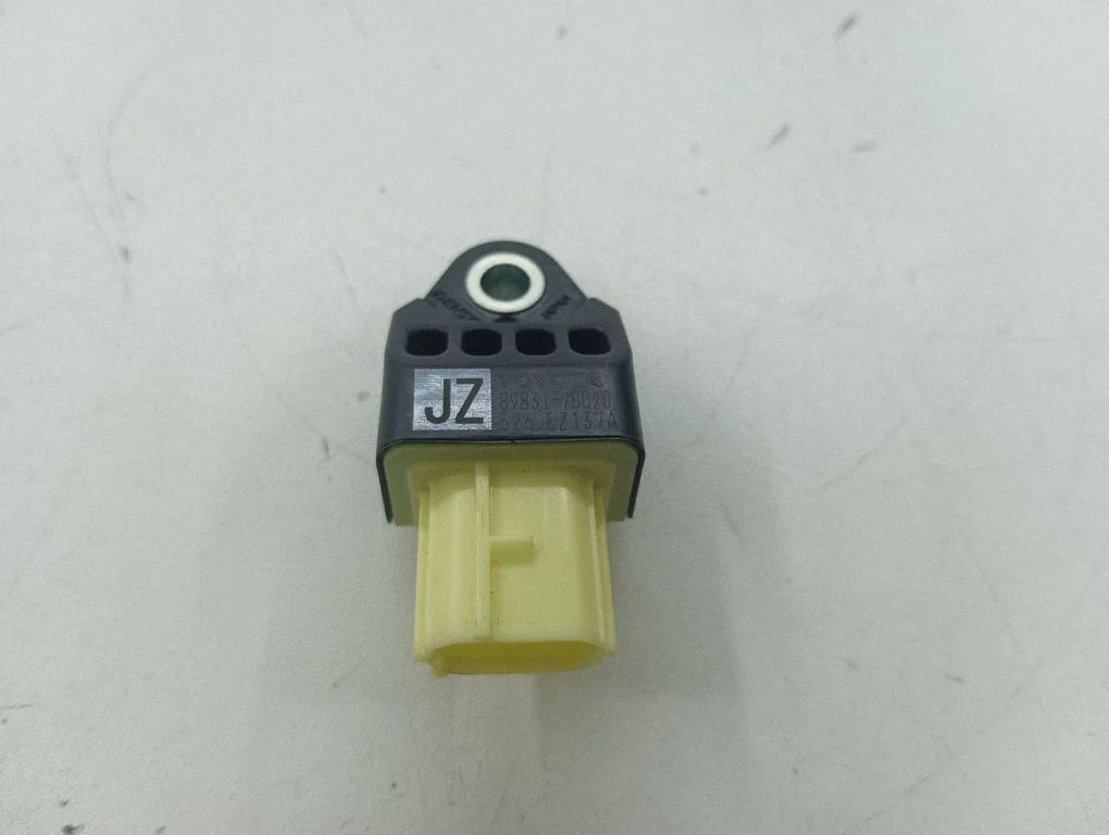 Drošības spilvenu trieciena sensors 8983178020
