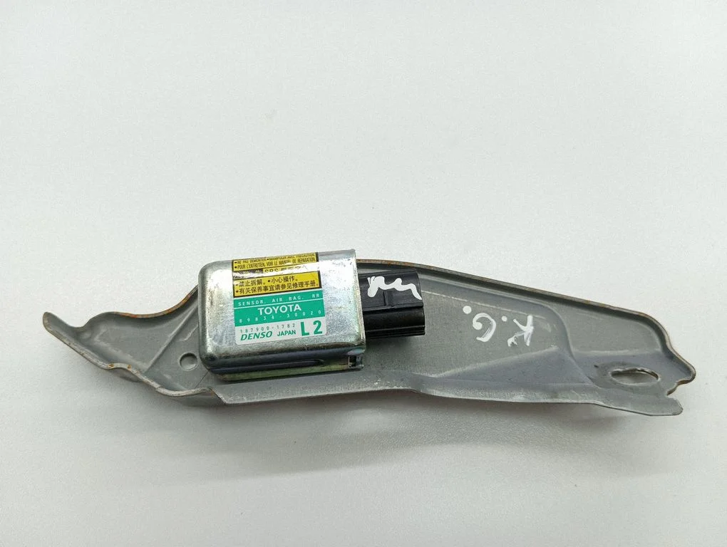 Airbag deployment crash/impact sensor – Lexus GS 300 350 430 450H (2005-2012)