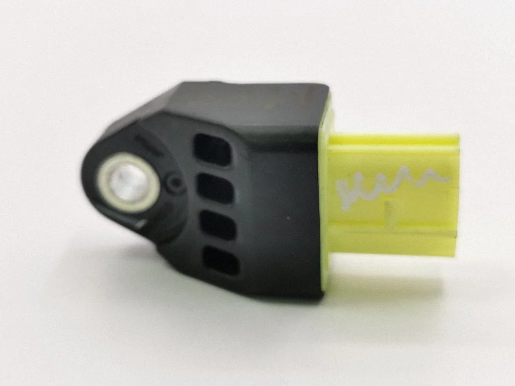 Drošības spilvenu trieciena sensors 8983133020