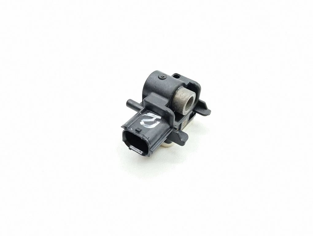 Airbag deployment crash/impact sensor 959202B200