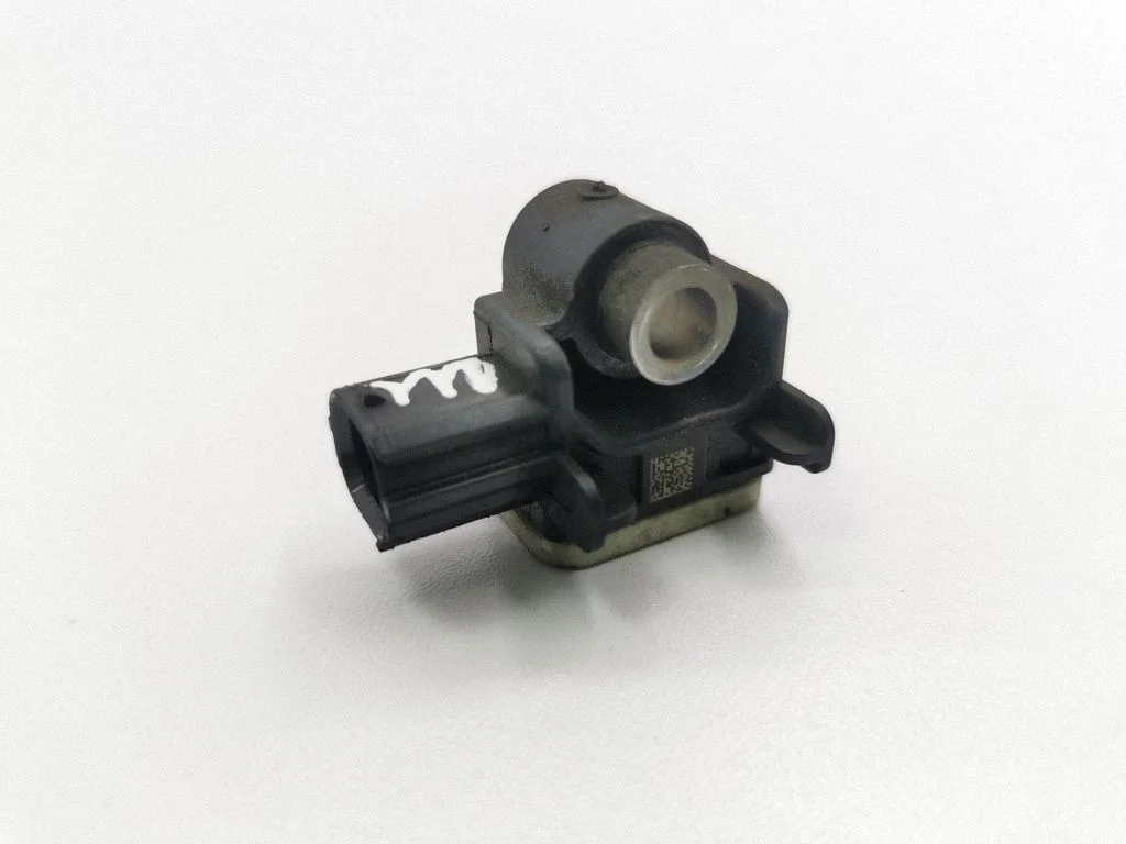 Airbag deployment crash/impact sensor – Mitsubishi Outlander (2013-2021)