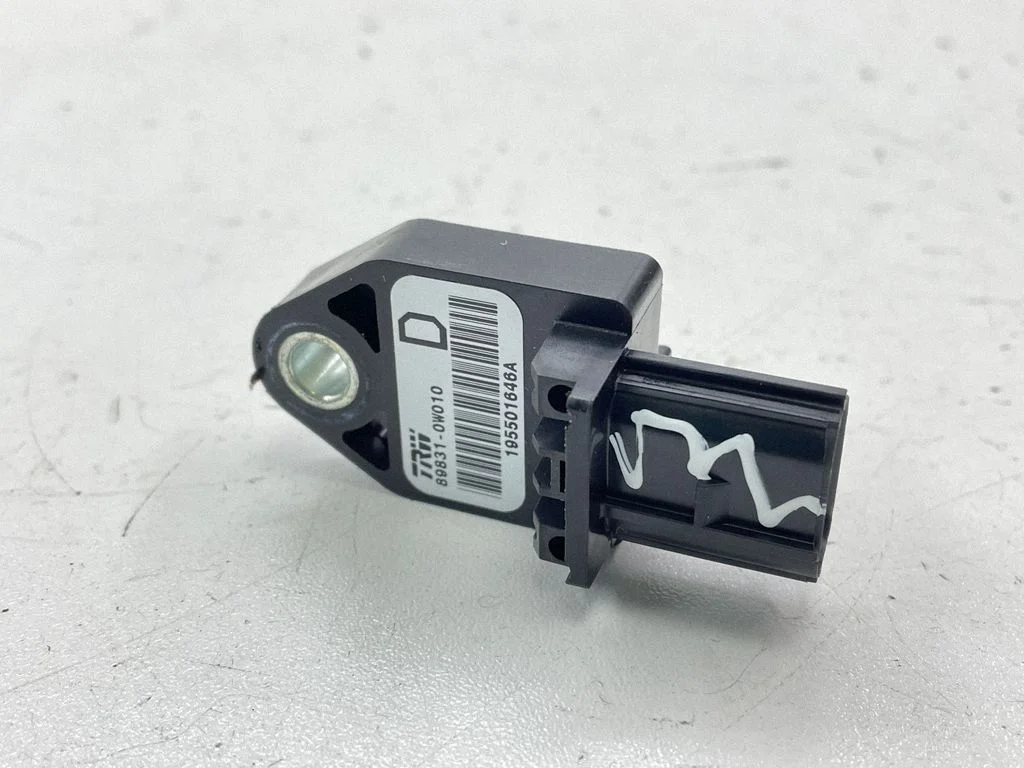 Airbag deployment crash/impact sensor 898310W010