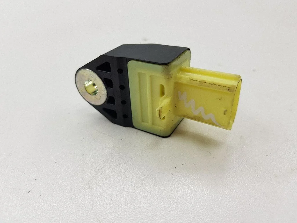 Airbag deployment crash/impact sensor 8983175020