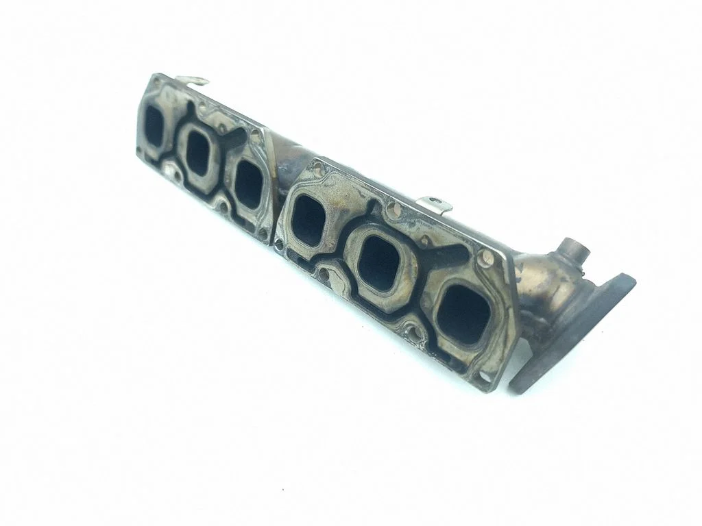Exhaust manifold 07C253018A