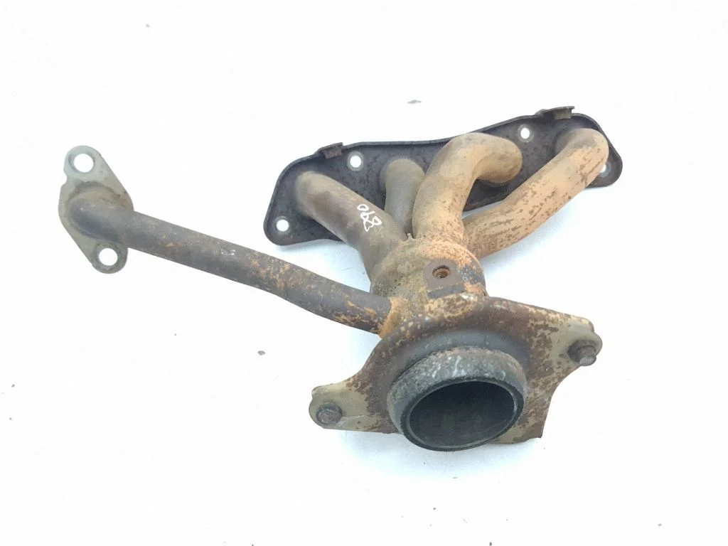 Exhaust manifold – Toyota Prius (XW30) (2009-2015)
