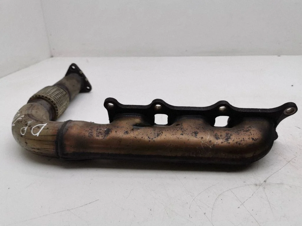 Exhaust manifold 05925303