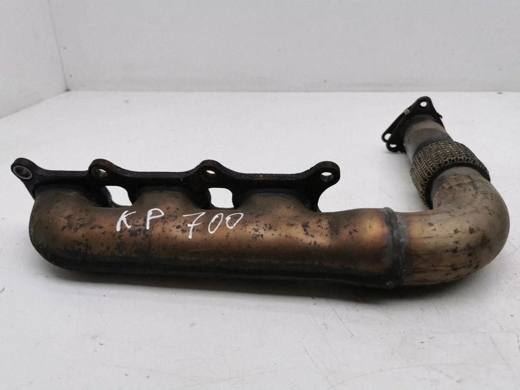 Exhaust manifold 05925303