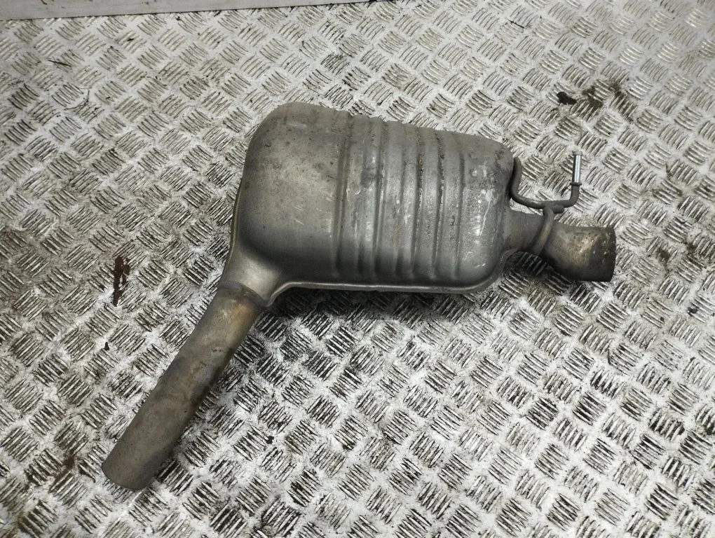 Muffler/silencer – left