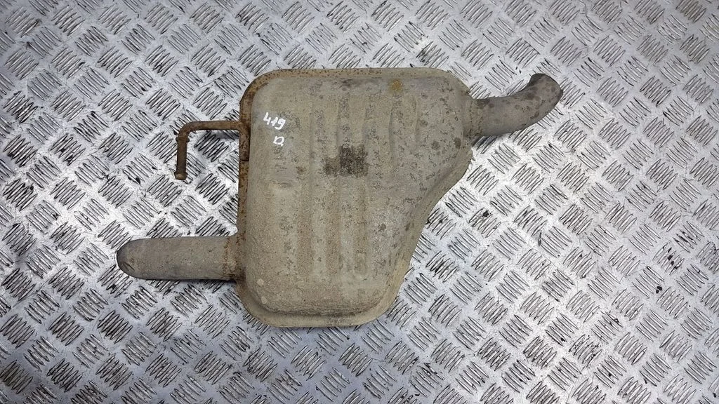 Muffler/silencer – right