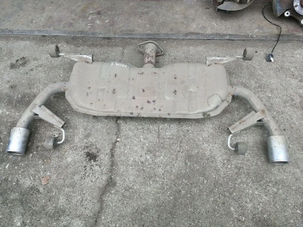 Muffler/silencer