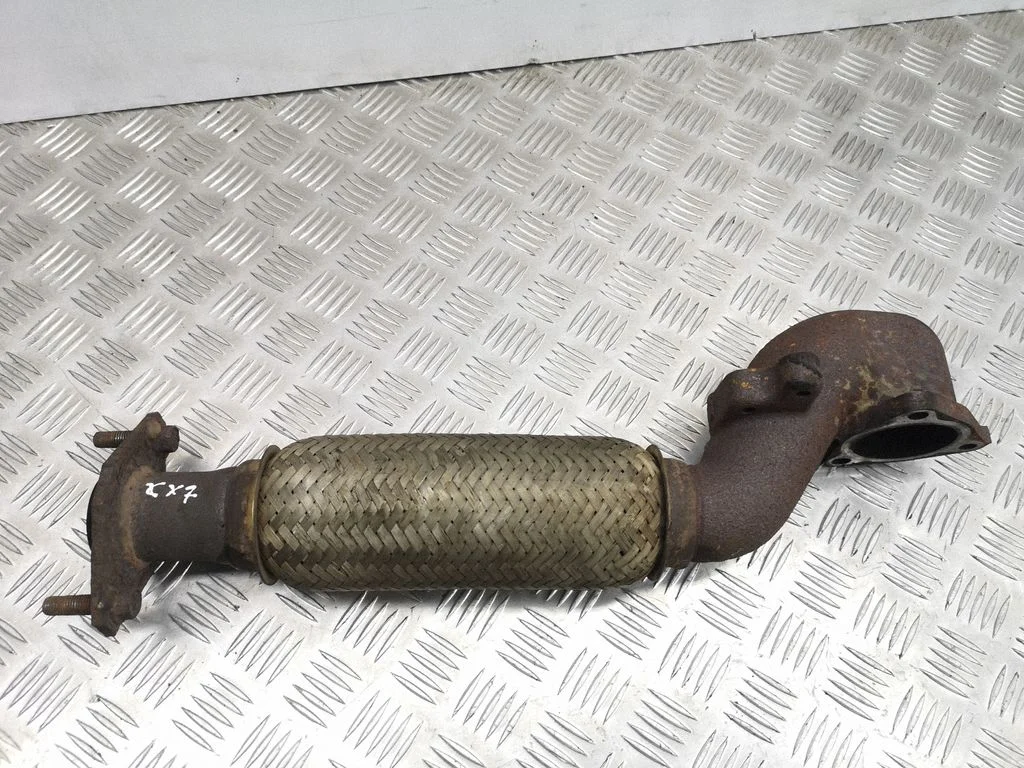 Exhaust flexible connection