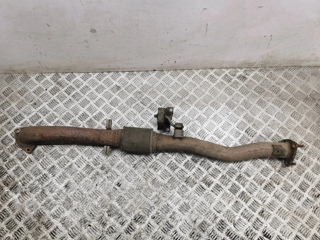 Exhaust flexible connection