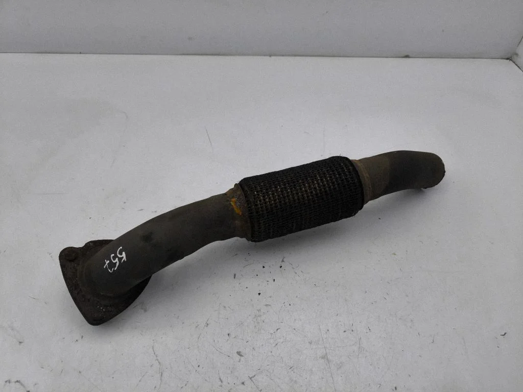 Exhaust flexible connection