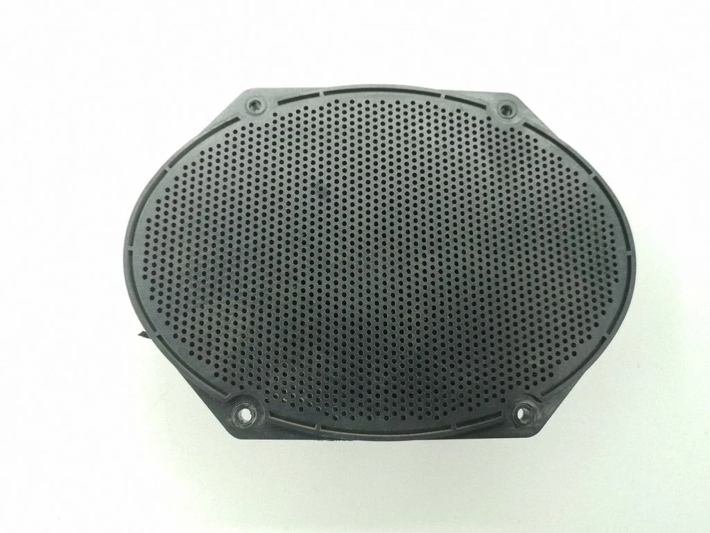 Skaļrunis (-ņi) aizmugurējās durvīs 5011362284