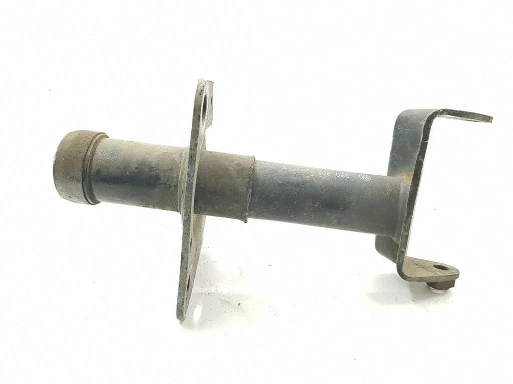 Front bumper shock/impact absorber – Volkswagen Passat B5 (1997-2000)